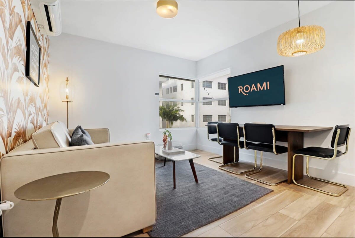 Roami at The Carmela | Strandnähe | 2 Schlafzimmer